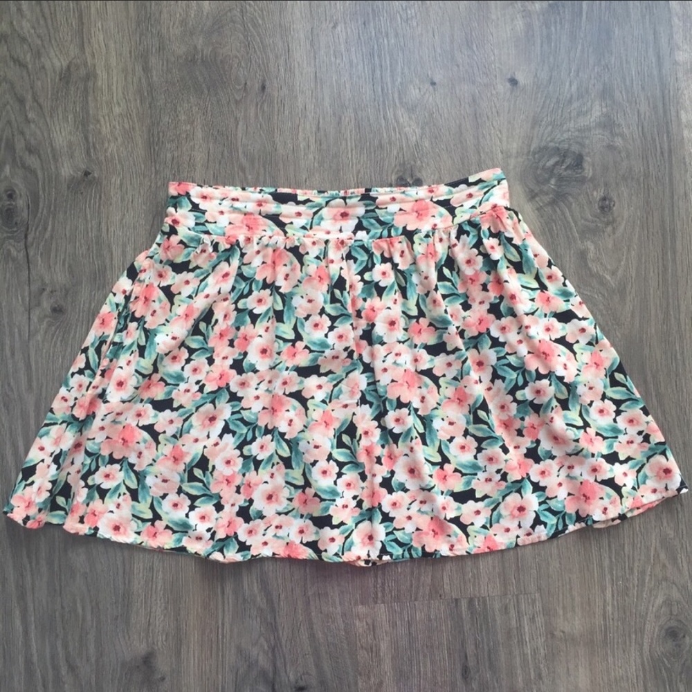 Forever 21 Floral Skater Skirt